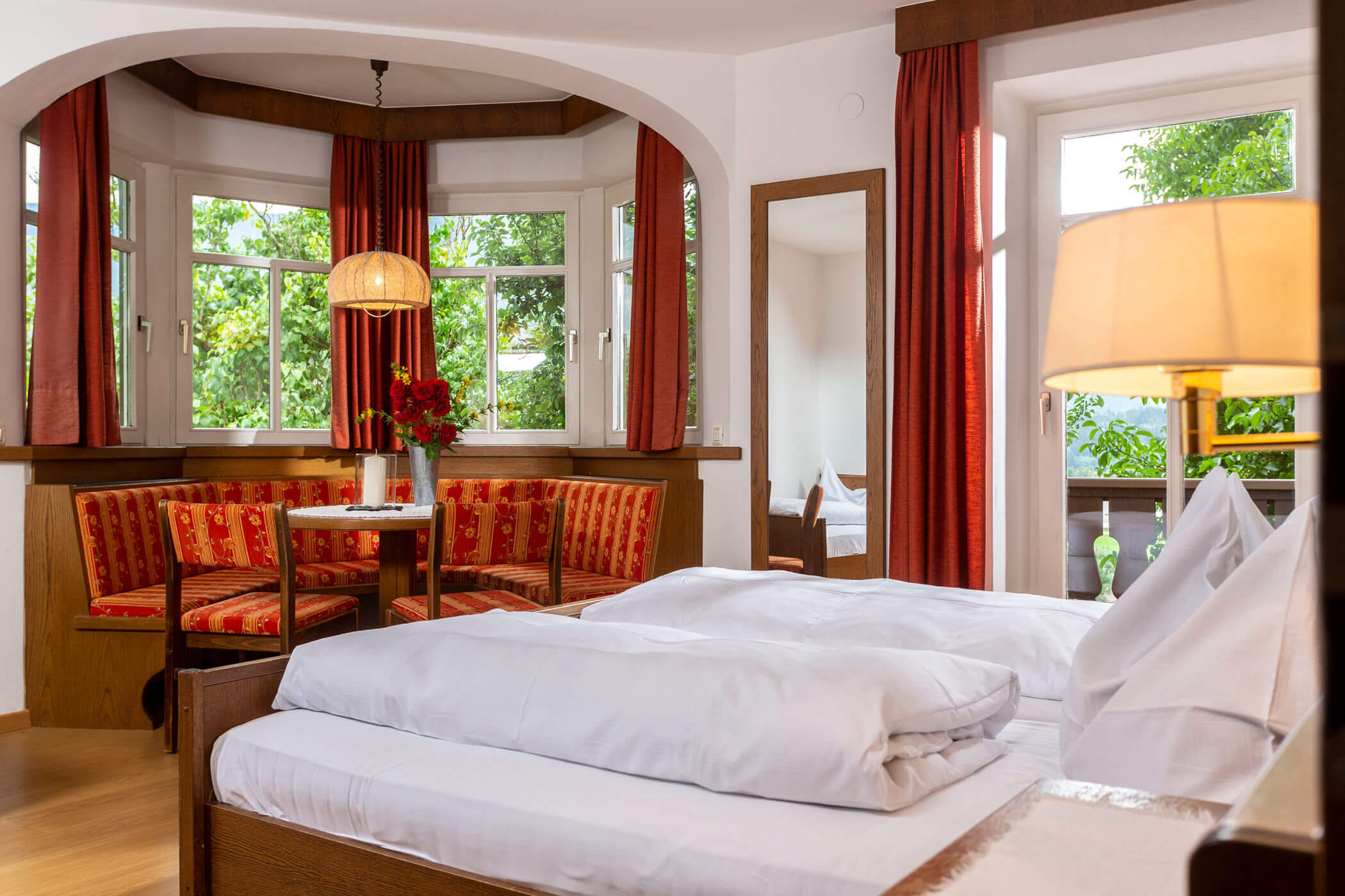 Apartment Erkertraum - Schlafzimmer und Sitzecke